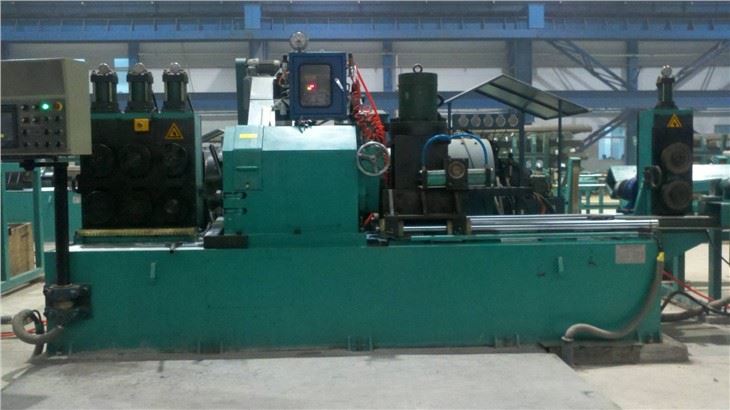 High Productivity CNC Centerless Metal Round Bar Peeling Machine Manufacture
